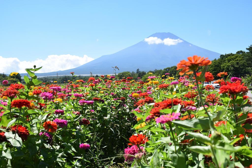 Human Resort Yamanakako Bagian luar foto