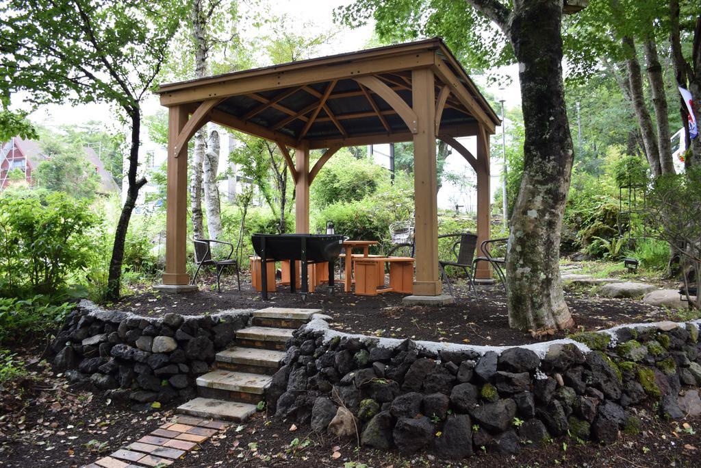 Human Resort Yamanakako Bagian luar foto